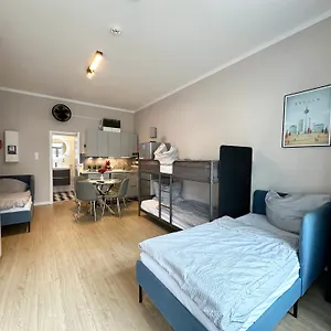 fairapart-studio-apartment-nahe-klein-venedig.find-berlin-hotels.com/
